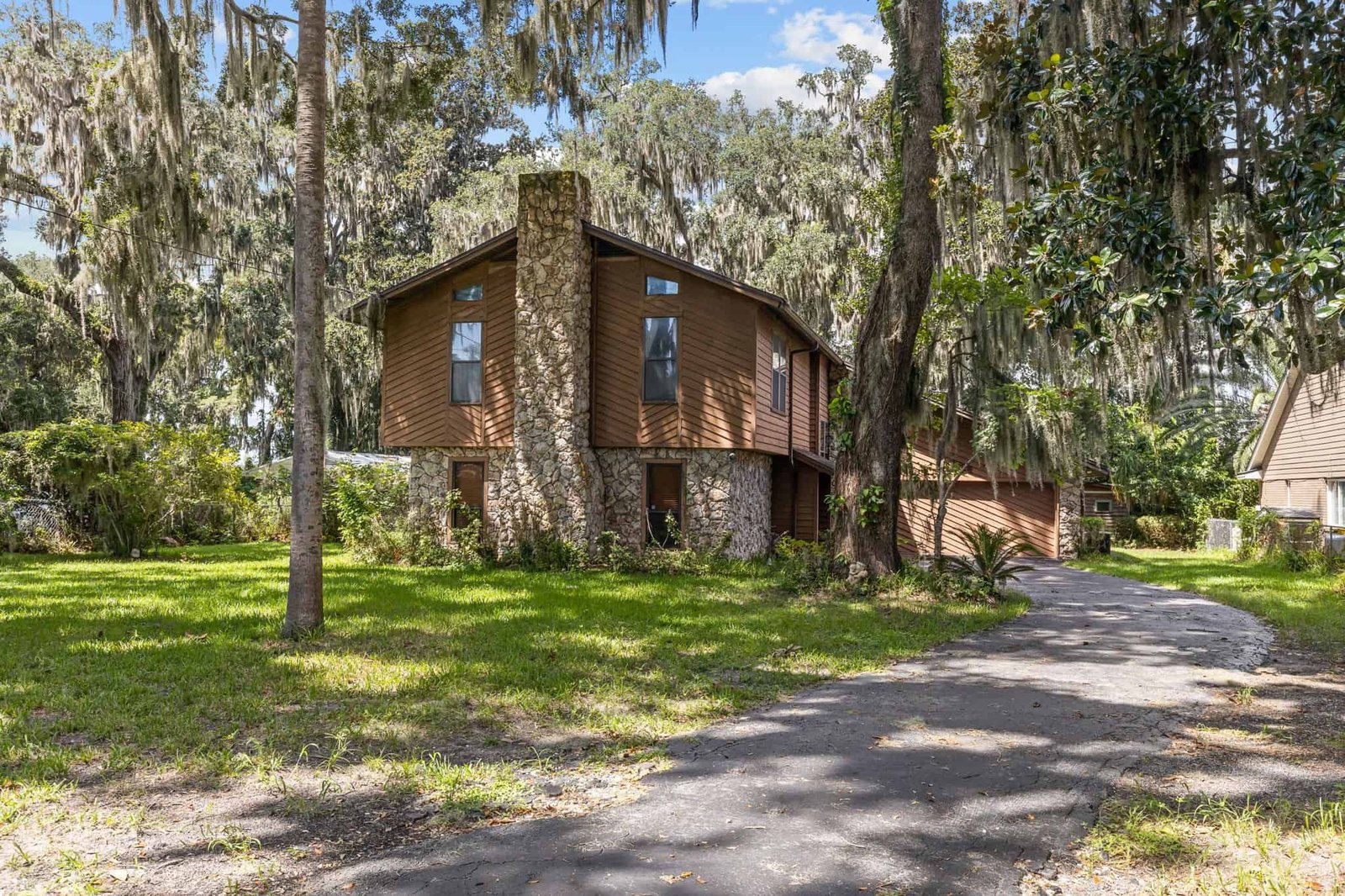 3328 State Road 13 N