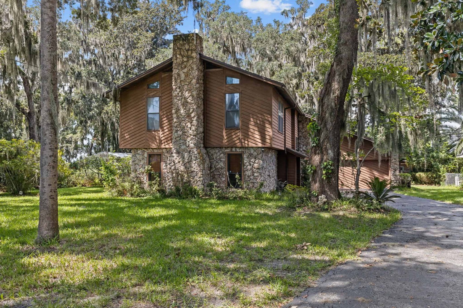 3328 State Road 13 N