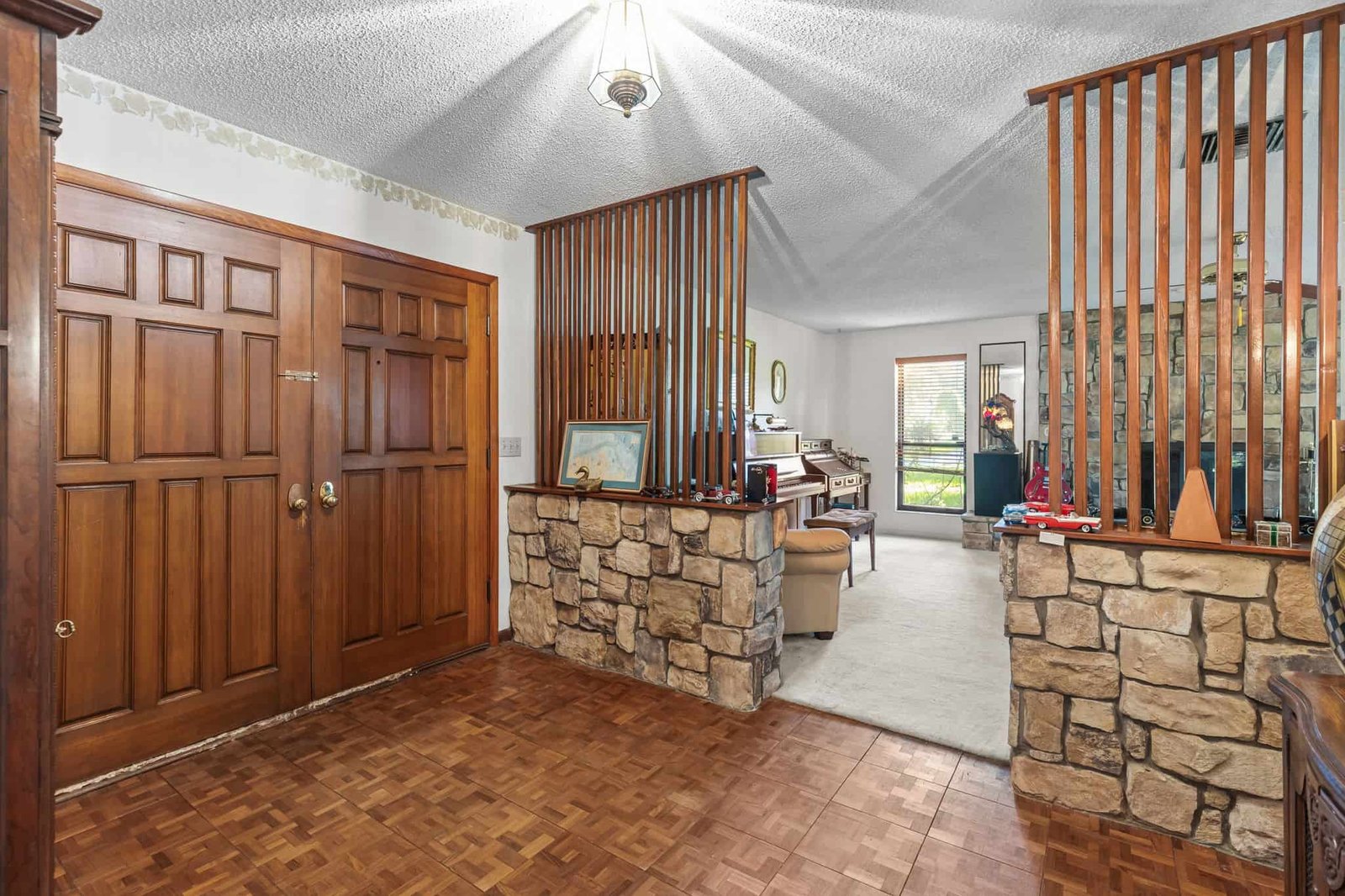 3328 State Road 13 N
